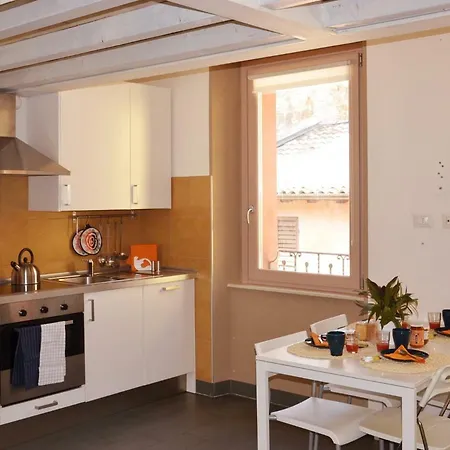 Niki O. Appartement Parme