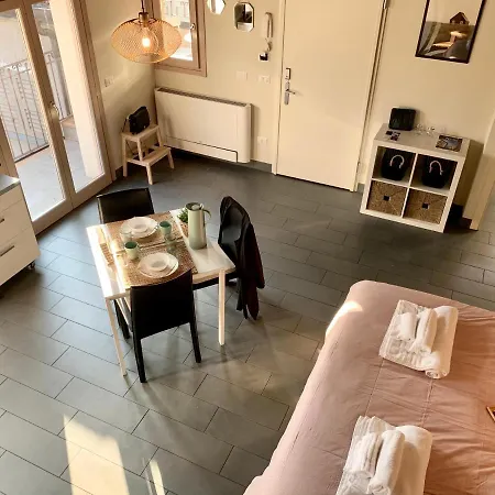Niki O. Lägenhet Parma